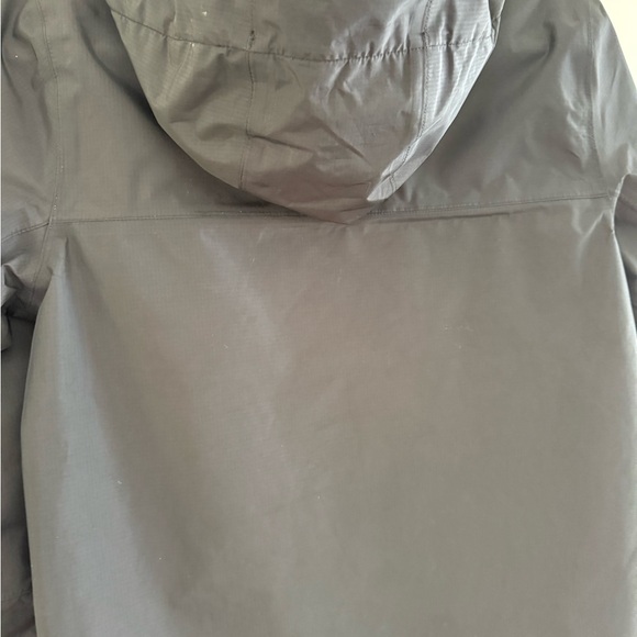 Quince Black Water Proof Hooded Rain Jacket - Size 12. Boys or Unisex - Picture 5 of 7